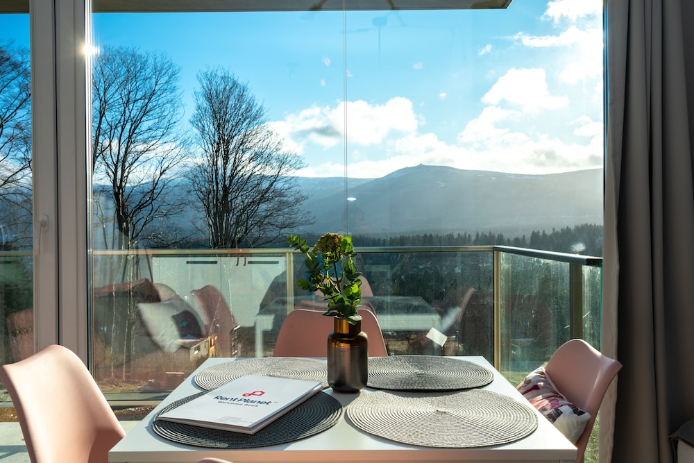 RentPlanet - Apartamenty Izerska view 5