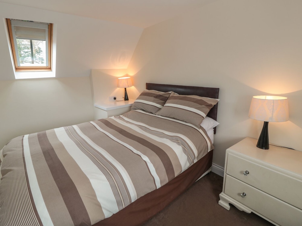 No. 2 Low Hall Cottages view 3