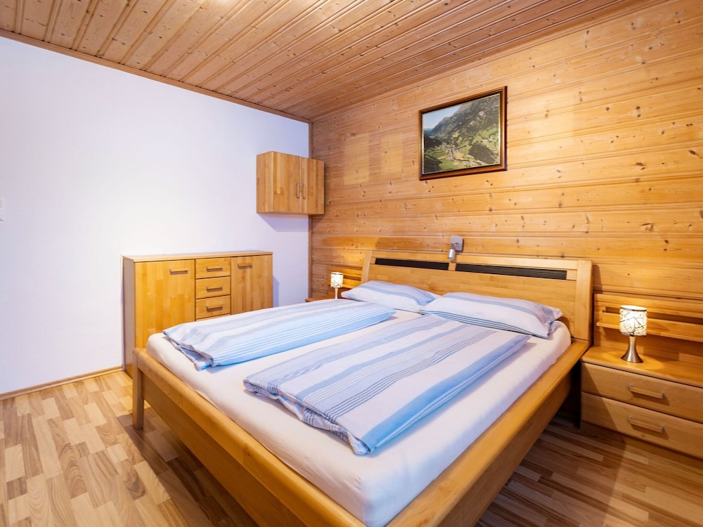 Apartment in Muhr Near Ski Areas