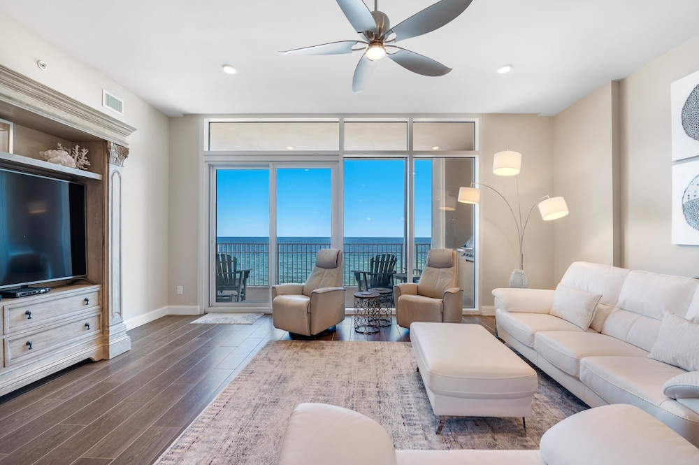 Vista Del Mar 406