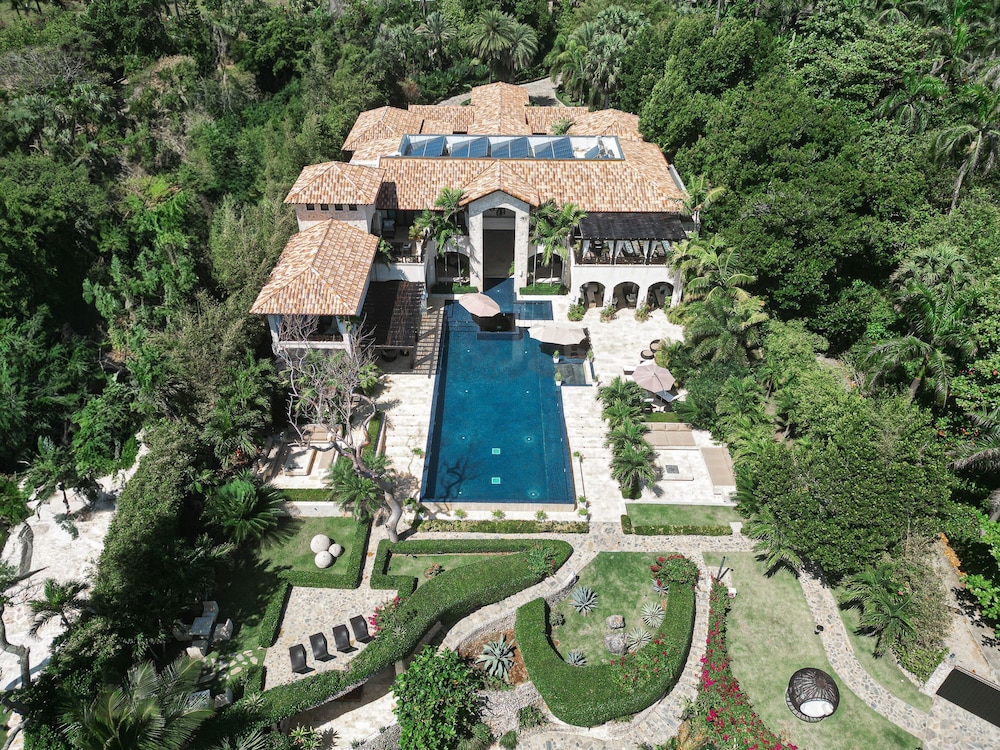 Villa Tres Amarras The Pinnacle of Exclusivity