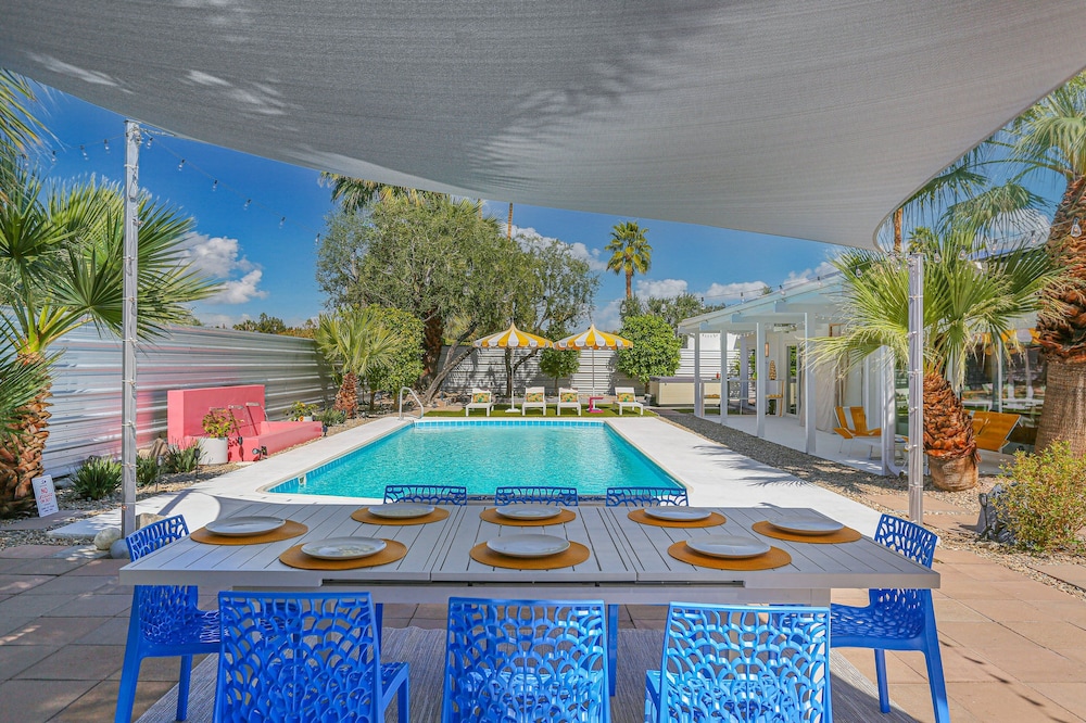 Birdcage Palm Springs