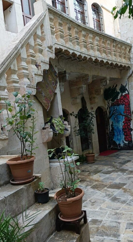 Sark Ciragan Konak — 12