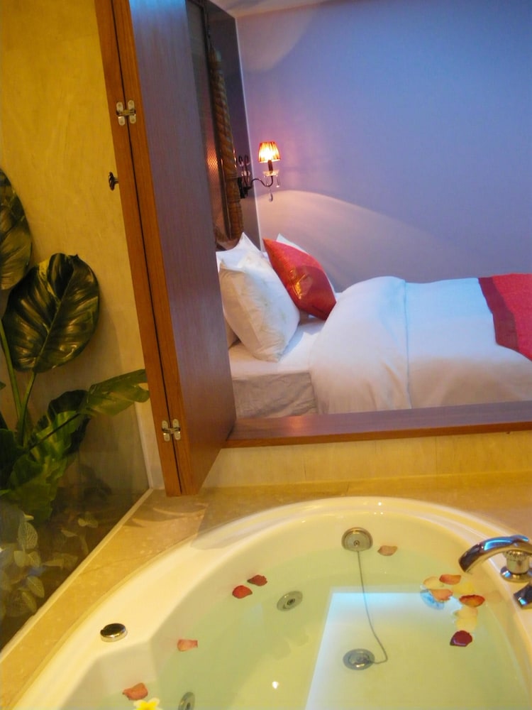 Xiu Feng B&B