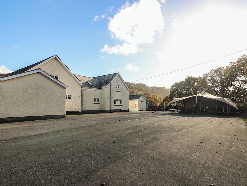 Glyntawe Outdoor Centre