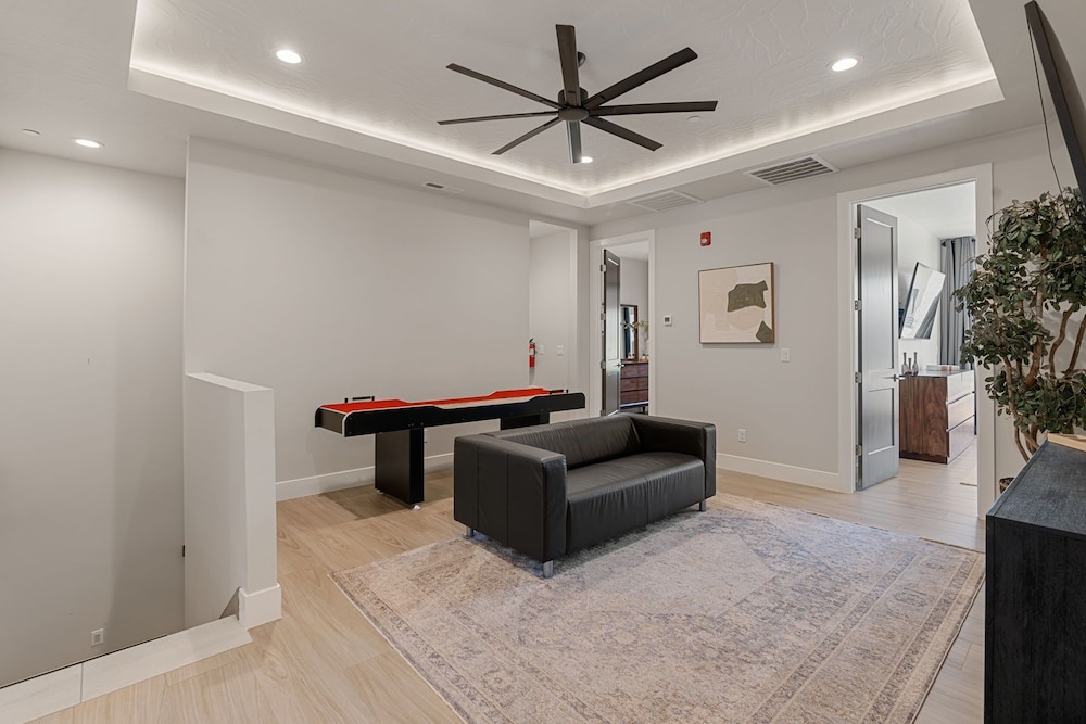 Sundance Den 3 Bedroom Home