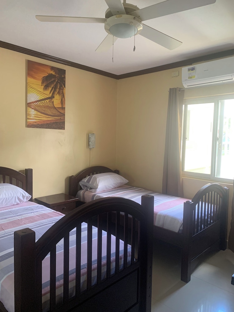 NOONANS Apartelle