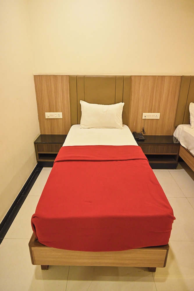 Pritam Park Hotel