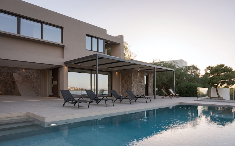Villa Iris Aegina