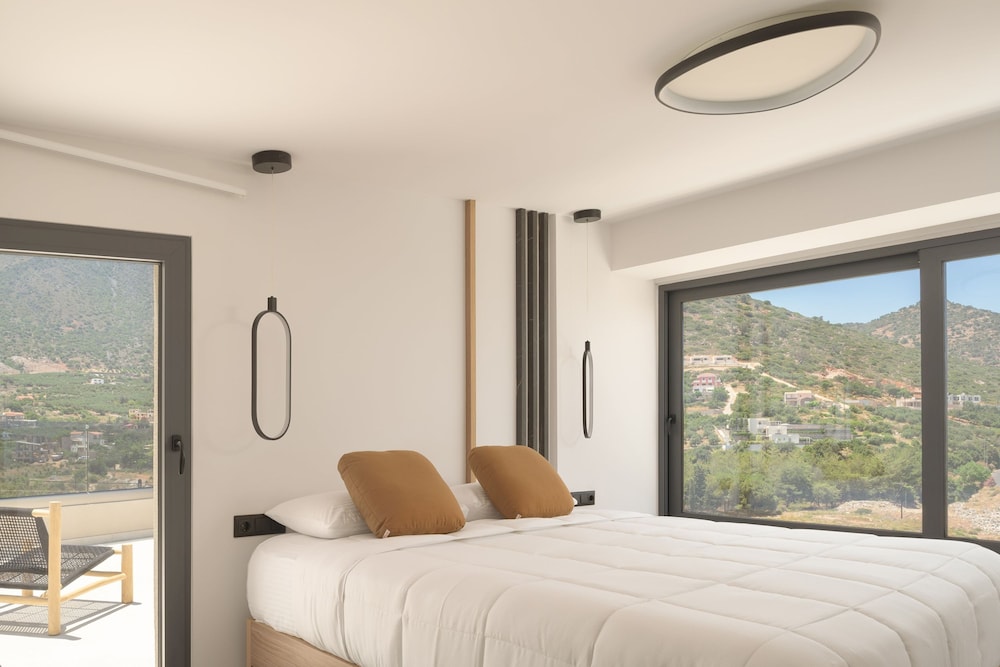 Luxurious Villa Dias With Tennis Court by Estia