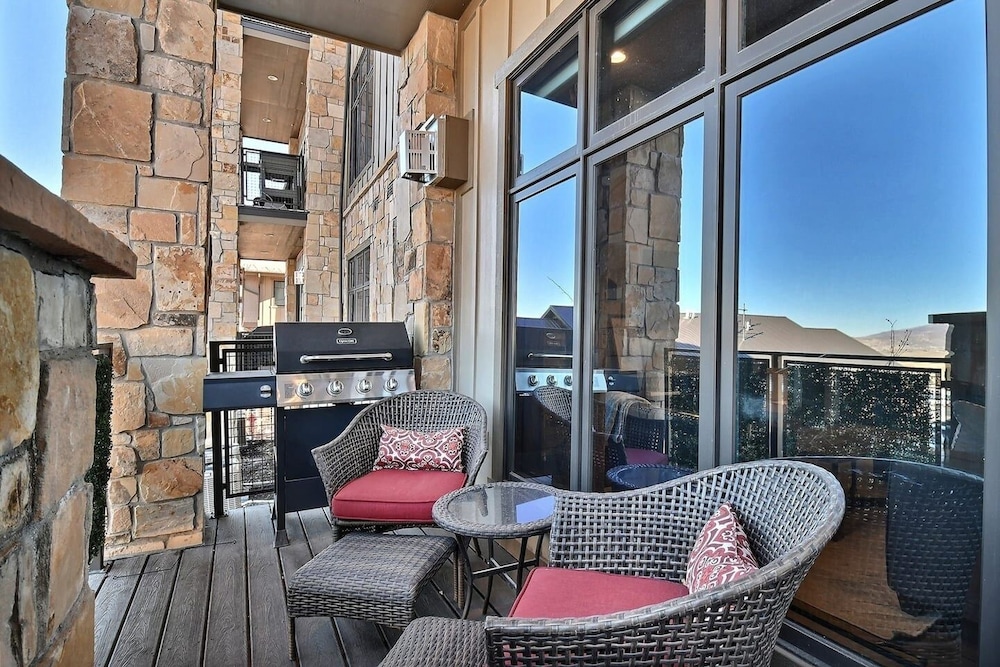 Park City Ski Resort Gems - Stunning Vacation Lodging