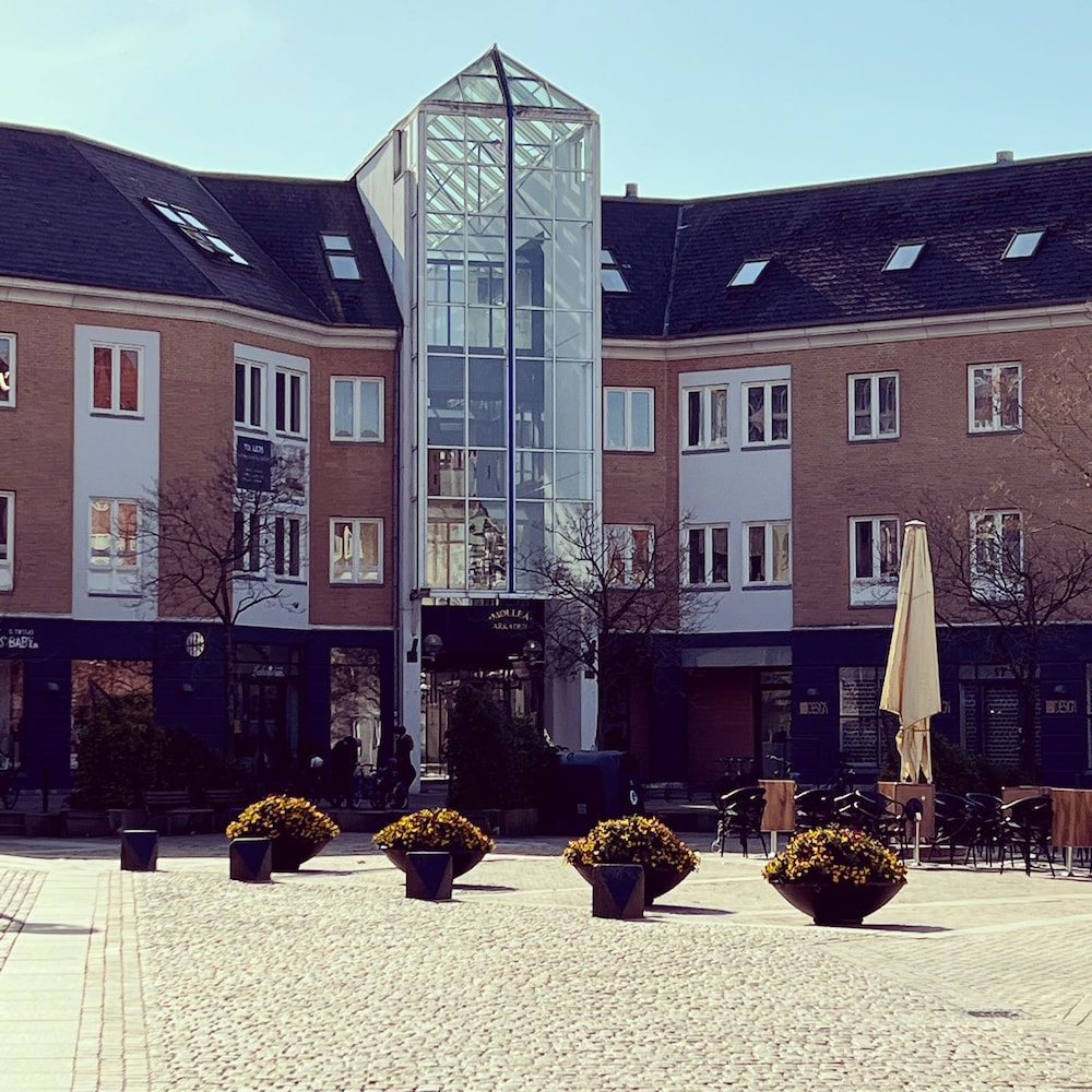 Aalborg Vacations - Mortens Kro Restaurant  Suites - Property Image 1