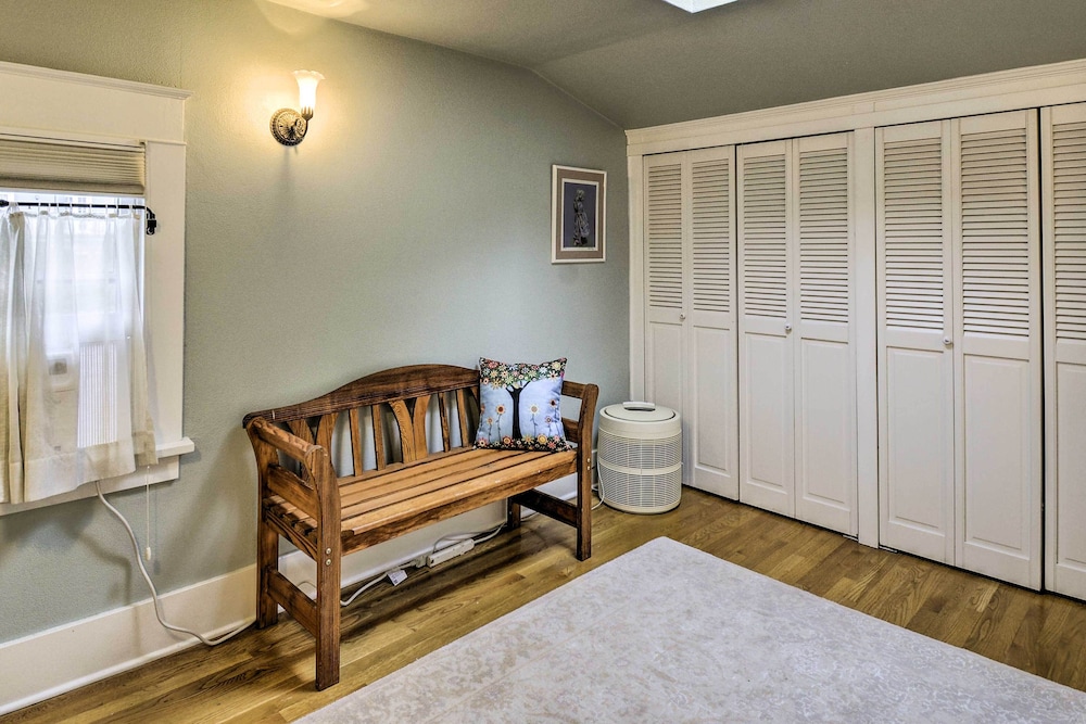 Serene Tacoma Home w/ Furnished Deck  Views! - Property Image 9