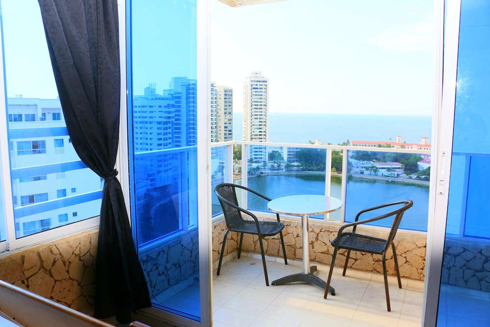 1C16 Apartamento Cartagena frente al mar