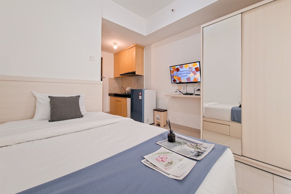 Cozy Living Studio Room At Serpong Garden Apartment