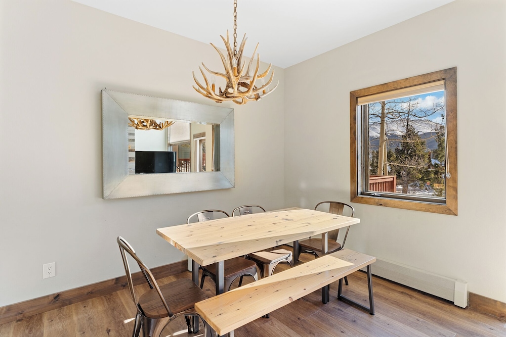 101 Tall Pines