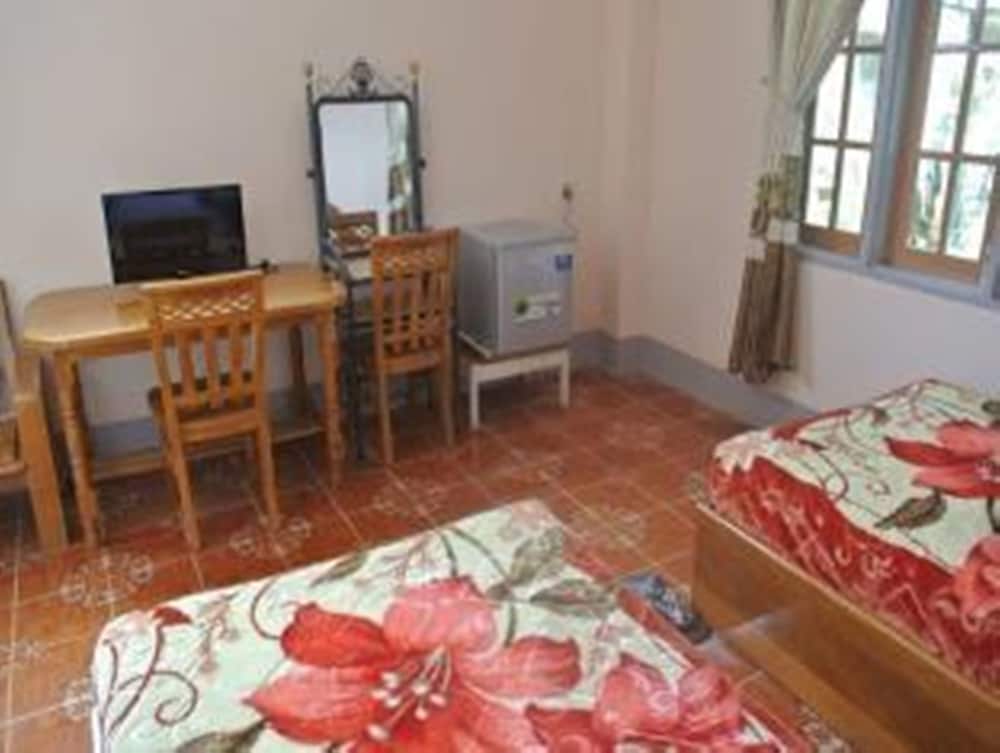 Golden Kalaw Inn