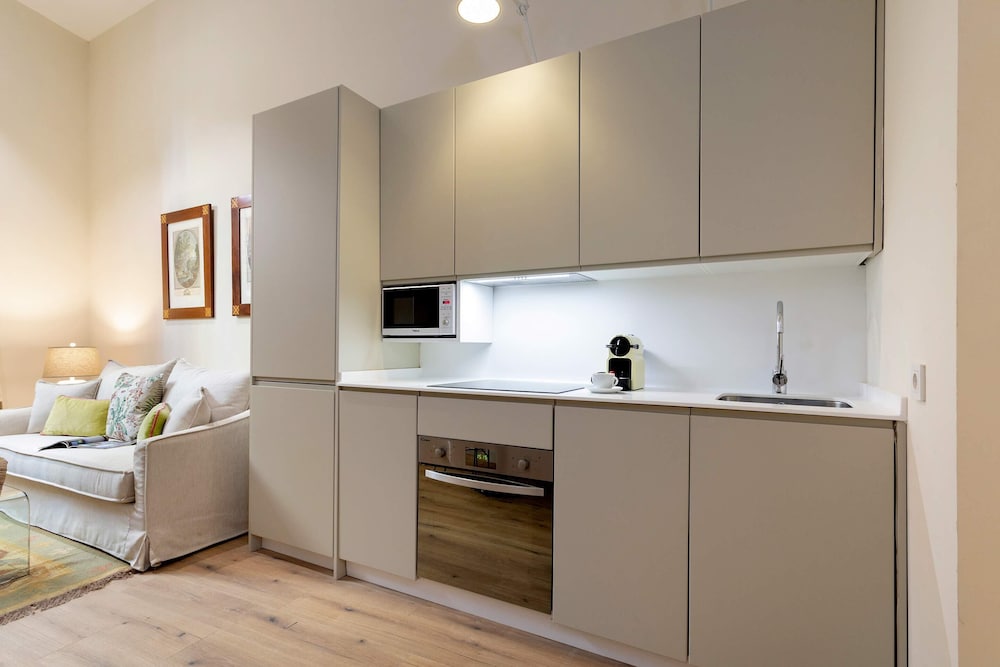 Genteel Home Rodrigo Caro