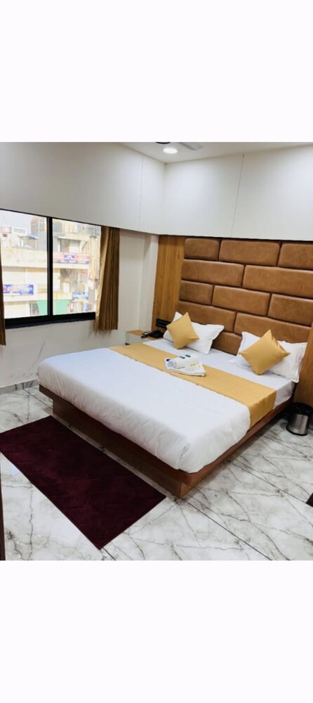 The Azone Hotel