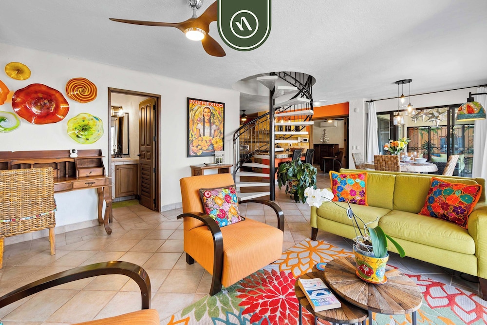 Mexican 2 BR Condo - Private Pool - Romantic Zone