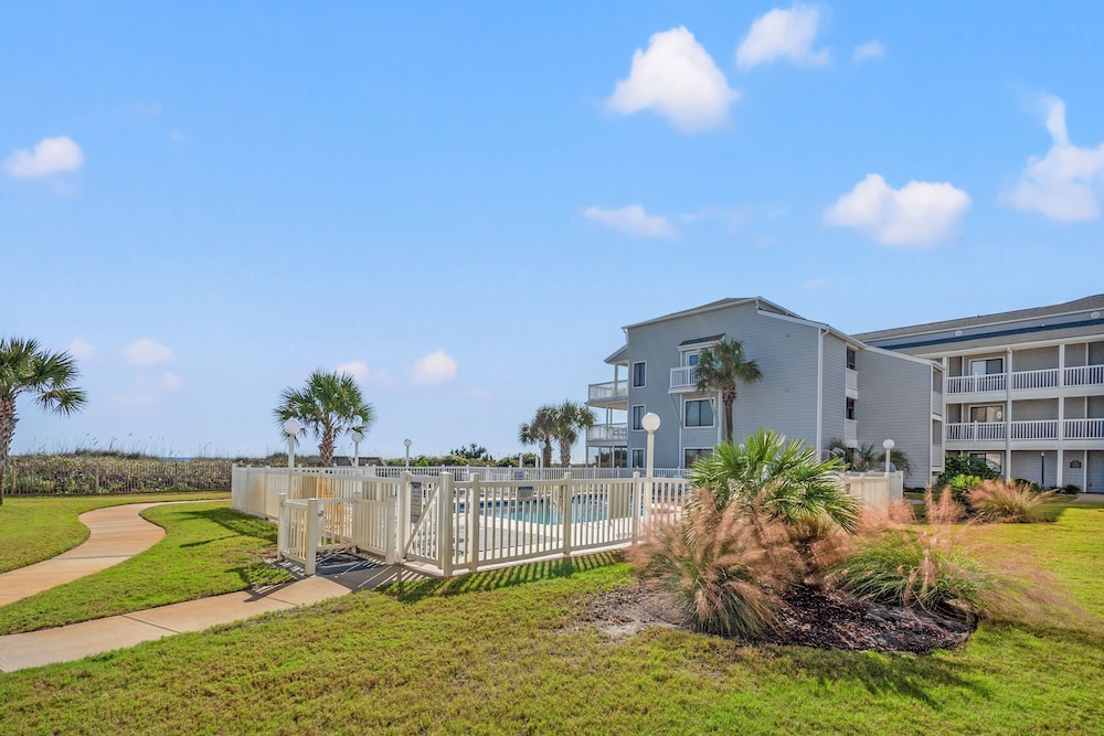 Sea Cloisters 105b 3 Bedroom Condo