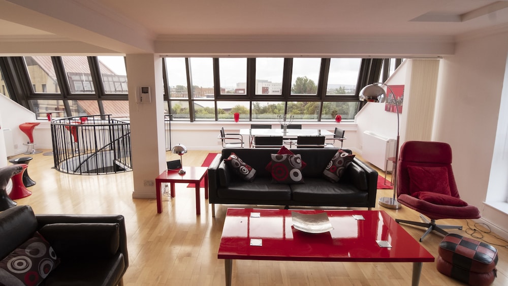 Hydro City Center Penthouse