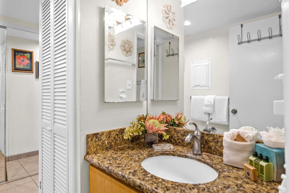 Napili Point 2 Free Rental Cars KBM Resorts Water Front 2 Units, 2 Bedrooms Ml-2585