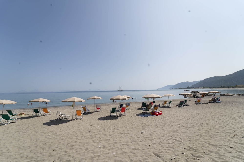 Testa di Monaco Natural Beach photo 3