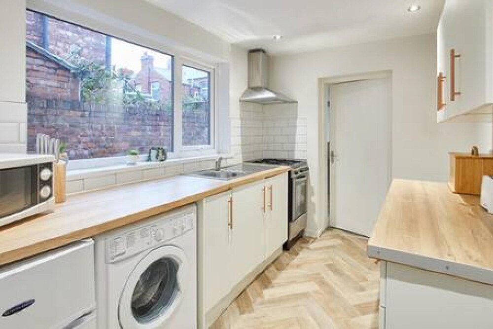 Host Stay Charlotte Street view 5