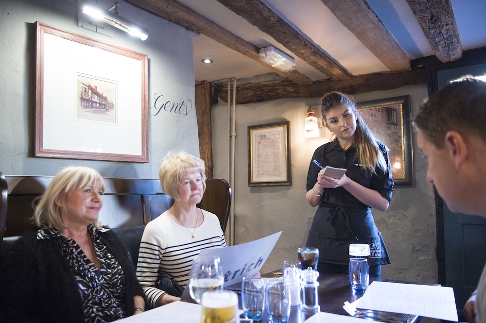 The Ostrich Inn