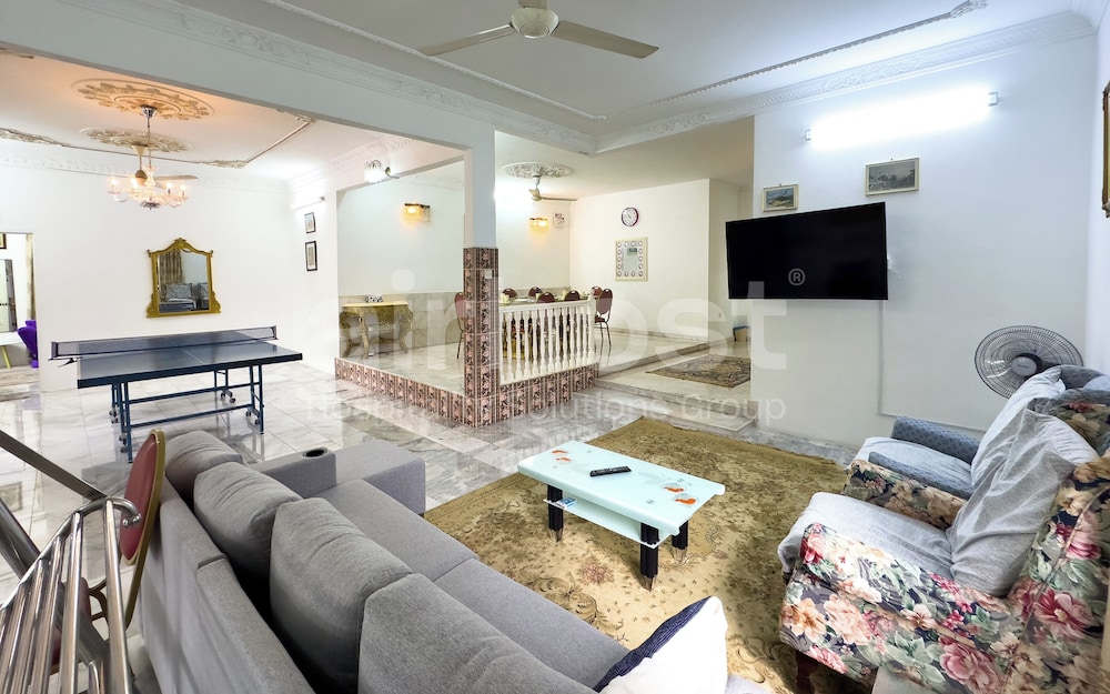Family Home Ampang Utama
