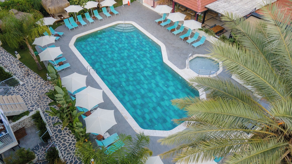 Blue Star Hotel - Image 55