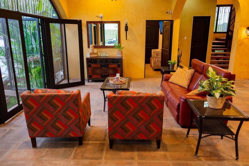Remarkable 4-bed Villa in Retalhuleu, Guatemala view 3