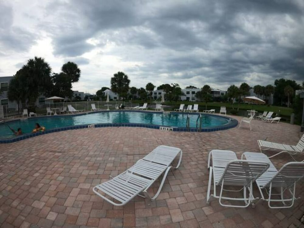 3648 Orlando Vacational Apartment 2nd floor, Lake view