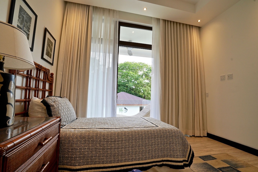 West Bay Golf Club & Villas view 3