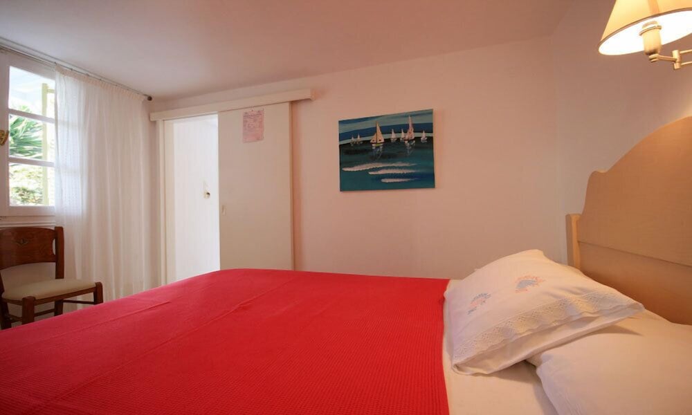 Leonardos Apartments photo 5