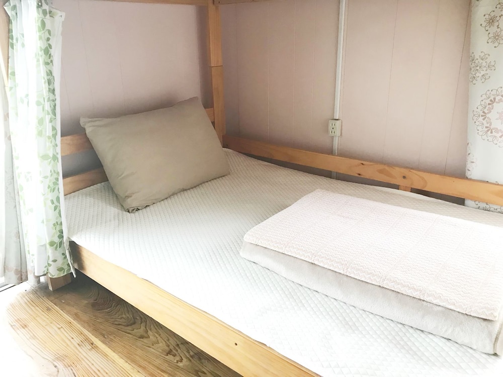 MATSUKAZE THE GUESTHOUSE ISHIGAKI CITY - Hostel