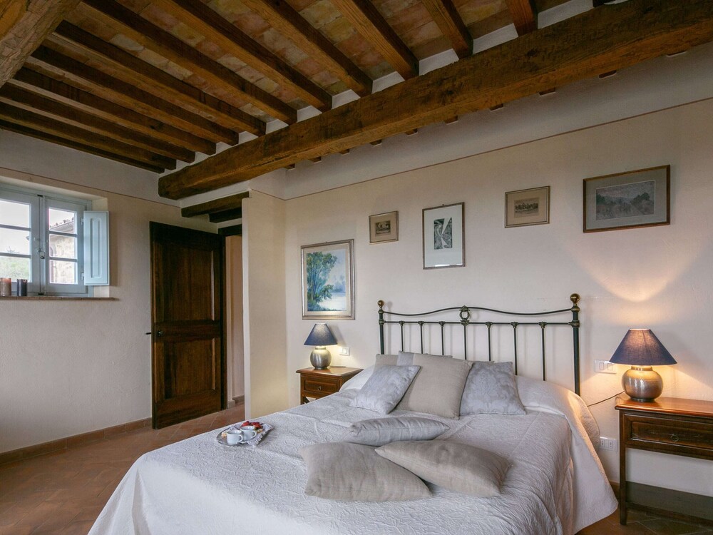 Country Charm Near Cortona view 4