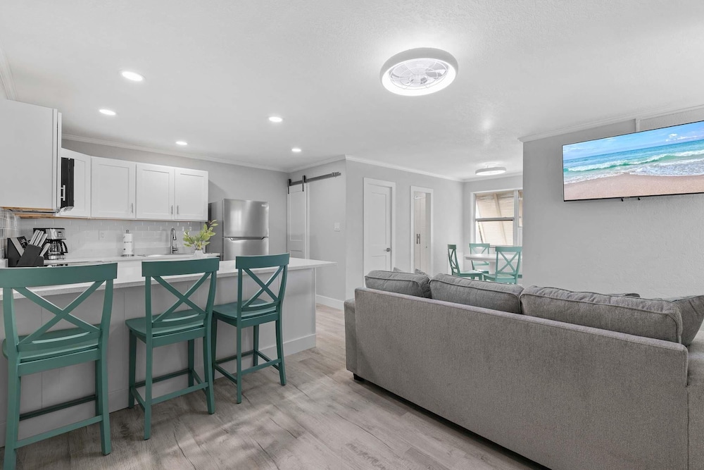 Flagler Suites 1