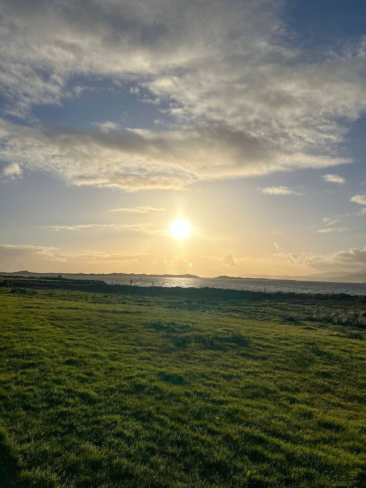 Glenbeigh Holiday Cottage - Tigin Mamo