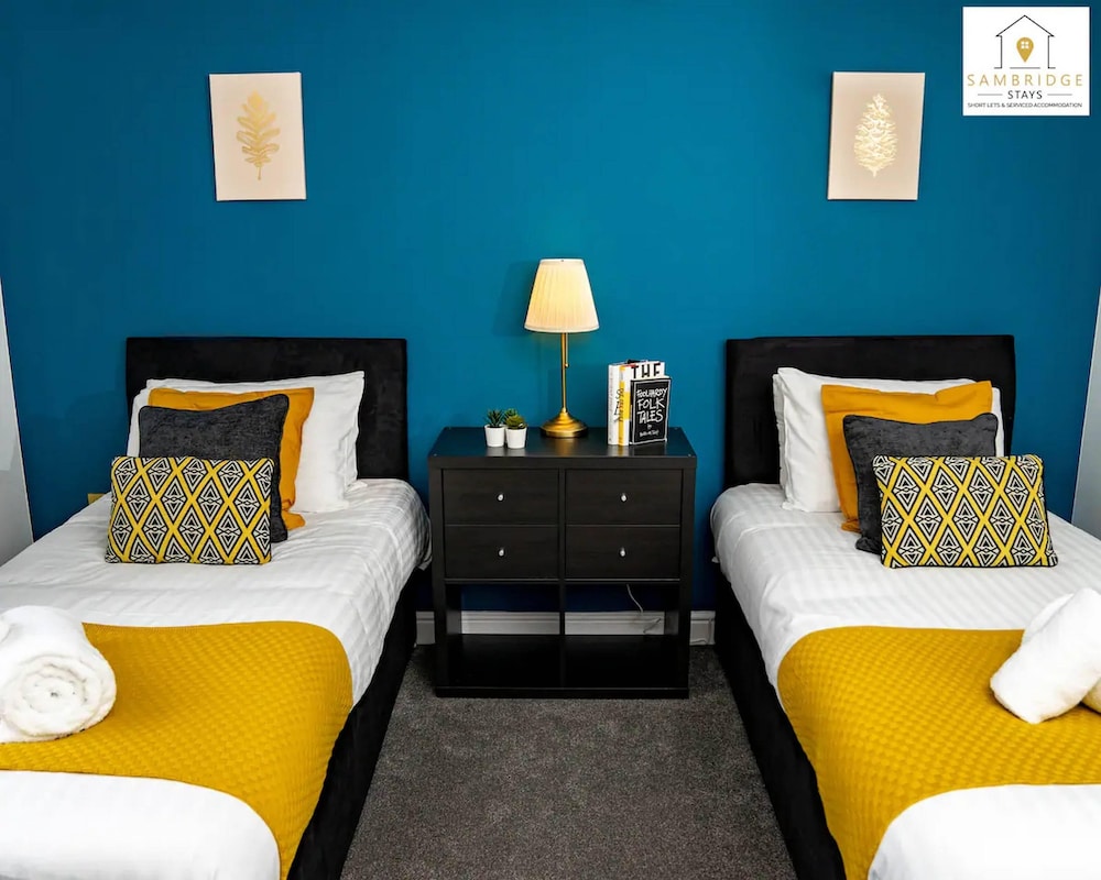 20 off Weekly Stays 5 Marina View Apt view 2