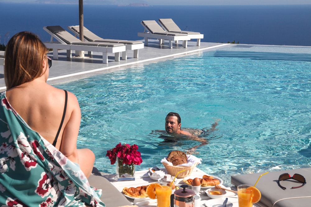EOS Villa