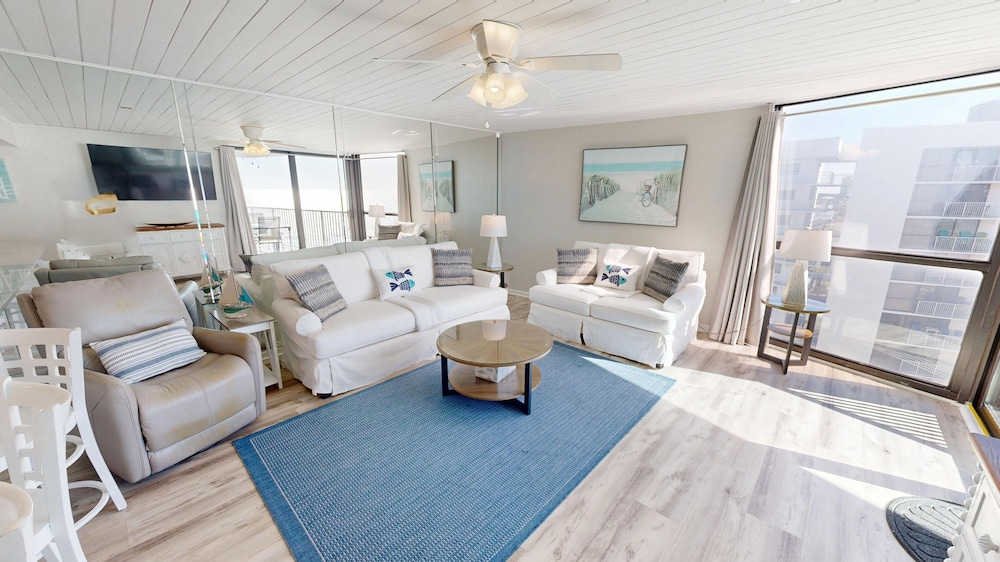 Mainsail 276 2 Bedroom Condo