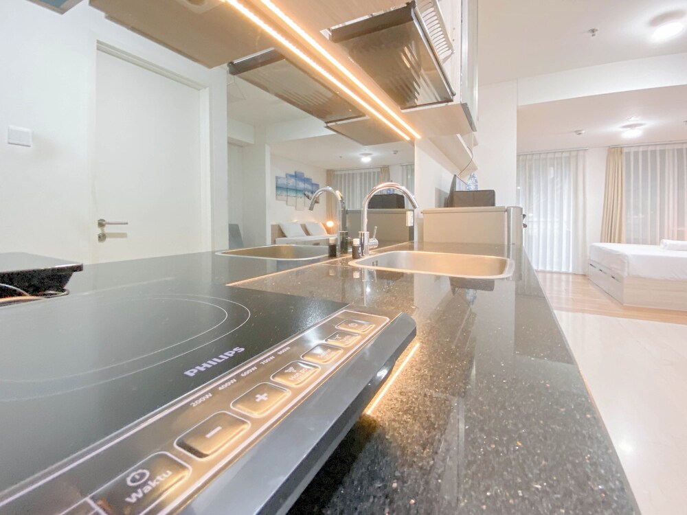 Spacious Studio At Landmark Residence Bandung Apartment