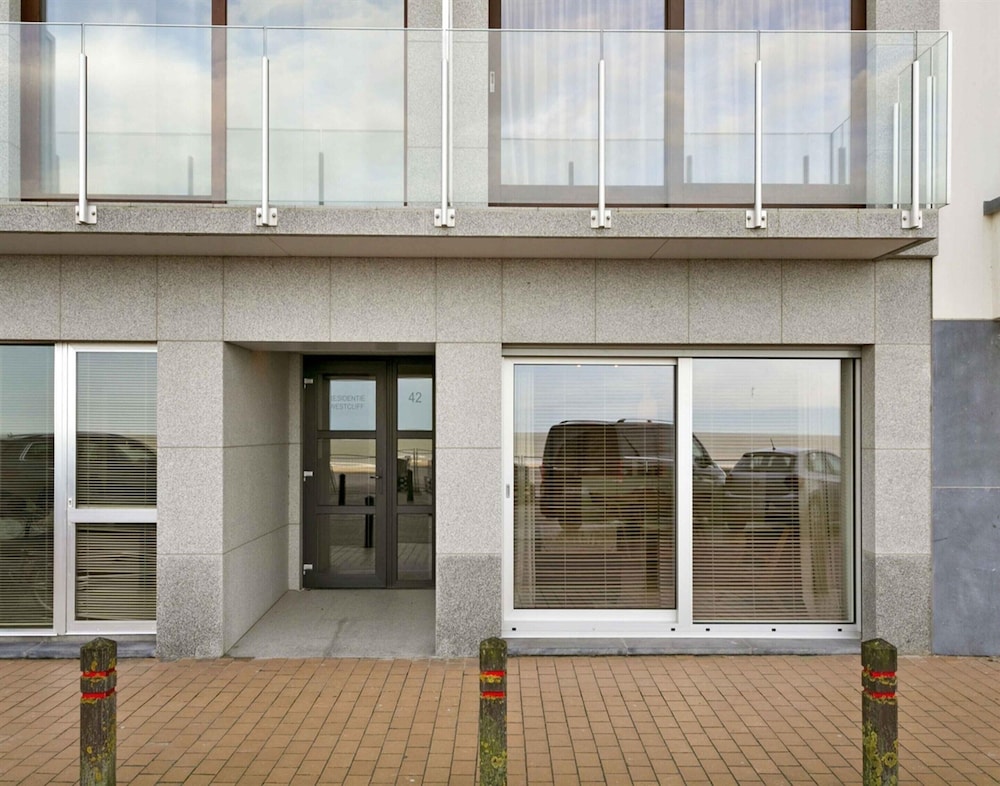 Flat in Blankenberge Near Belgium Pier