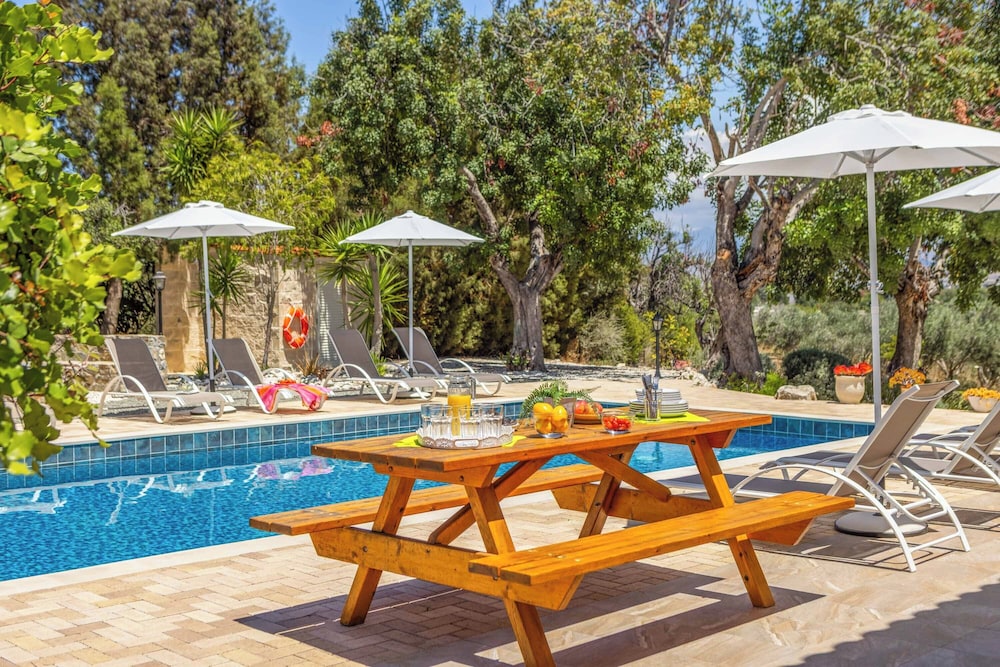 Villa Meadowlands