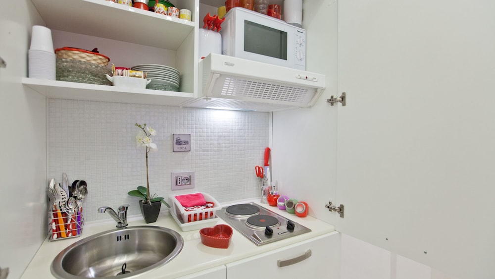 Rental In Rome Colour Colosseum Loft