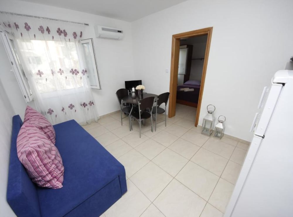 Apartments Katija