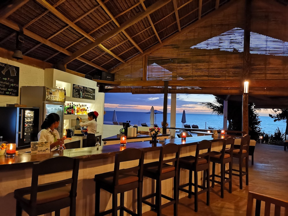 Kawayan Holiday Resort