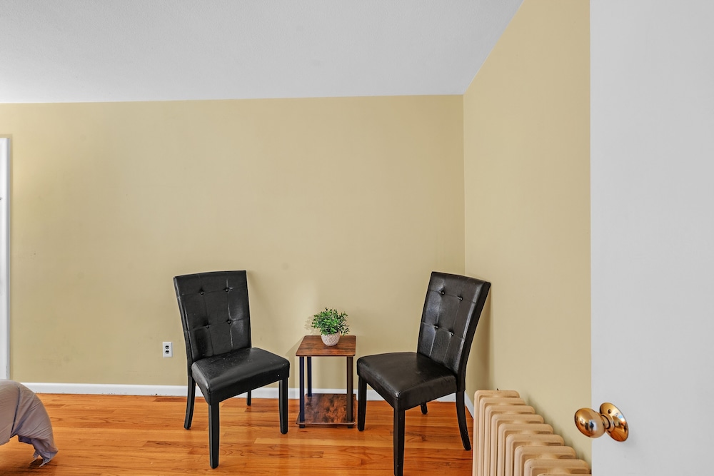 Charming Belmont Condo Near Boston 2 Bedroom Condo